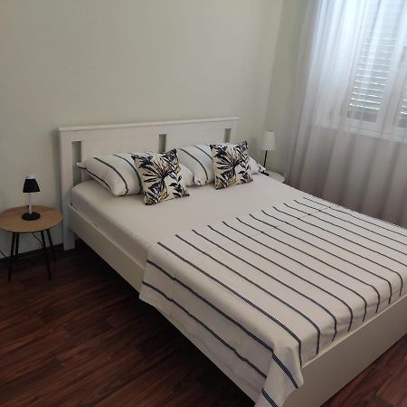 פודגורה Apartment Dalma מראה חיצוני תמונה